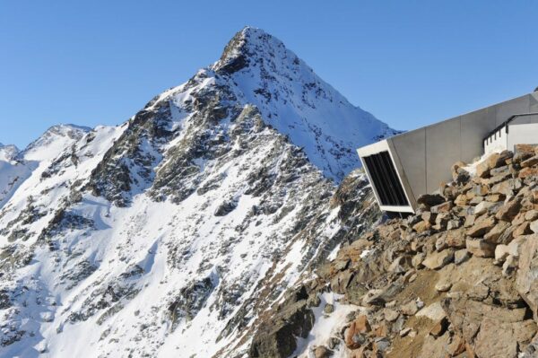 tirol-vacation-winter-james-bond-museum-2 tirol-vacation-winter-james-bond-museum-2